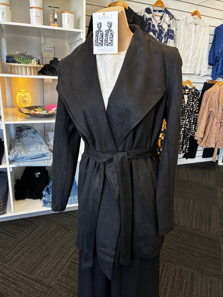 Blare Jacket - Black.
