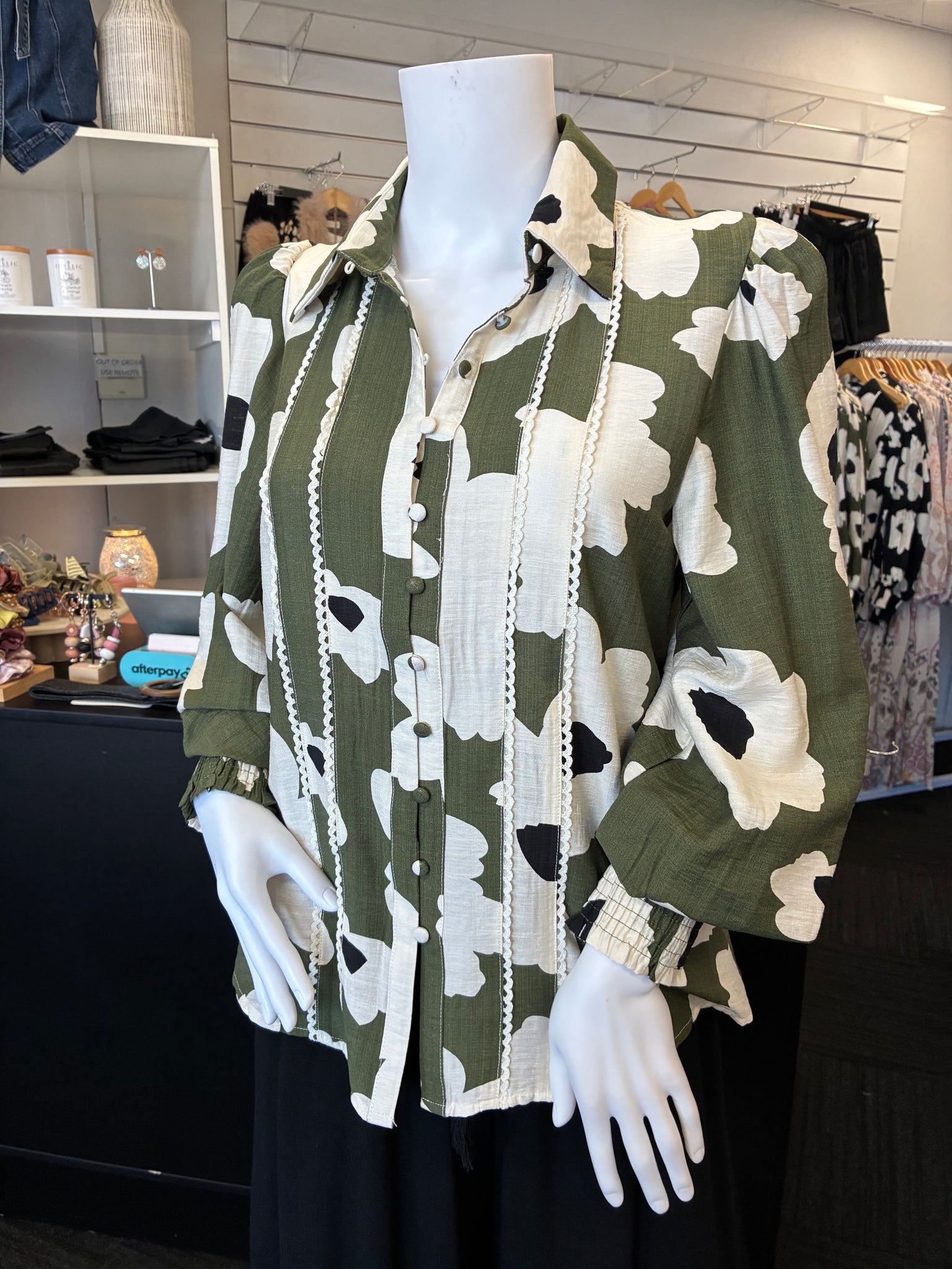 Sara Blouse - Olive.