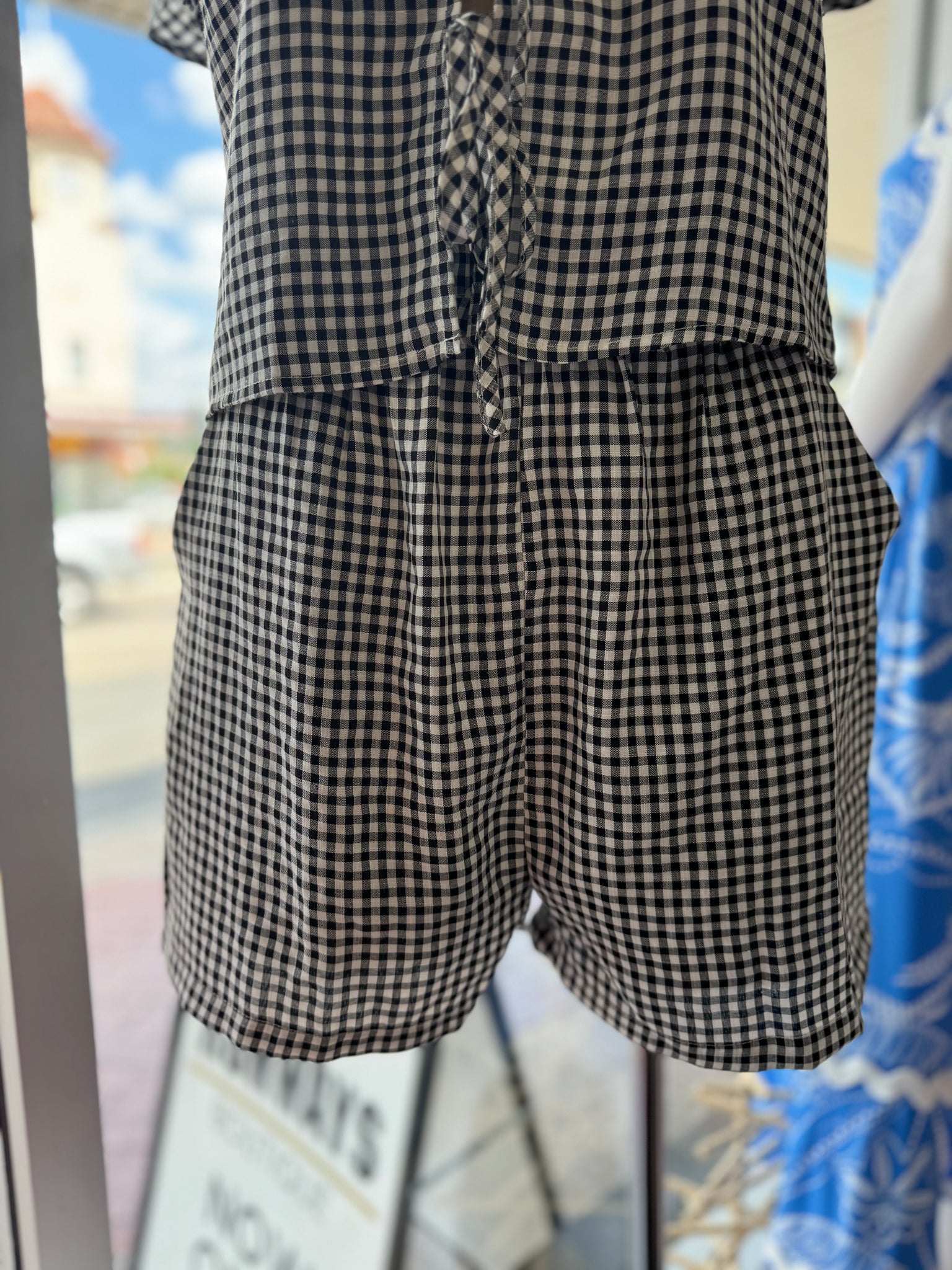 Gingham Shorts - Black.