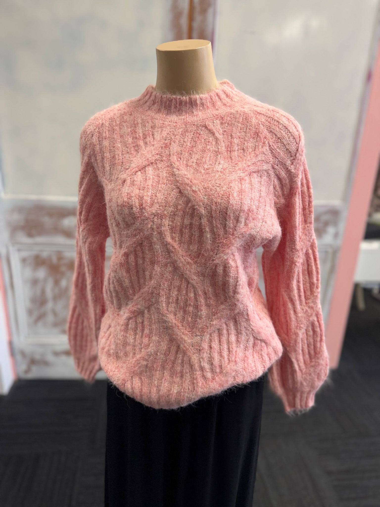 Dotty Knit - Pink.