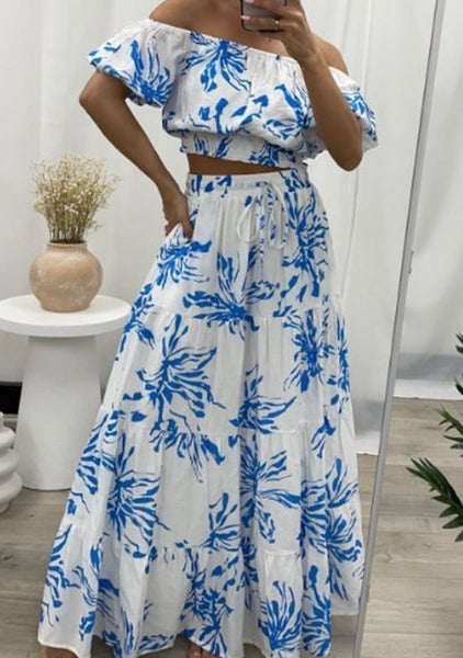 Debrah Maxie Skirt - Blue/ White Floral.