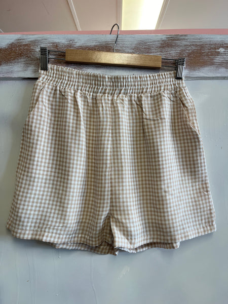 Gingham Shorts - Beige.