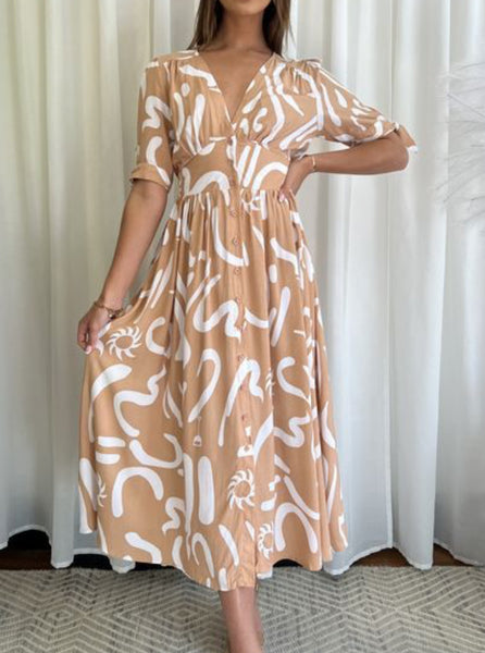 Lainey Midi Dress - Tan.